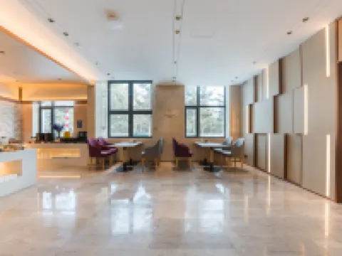 Lavande Hotel (Beijixing Square Songyuan Park Branch) Hotels in Mohe