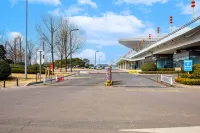 好時光ホテル 北駅（臨沂高速鉄道北駅） - 駐車場