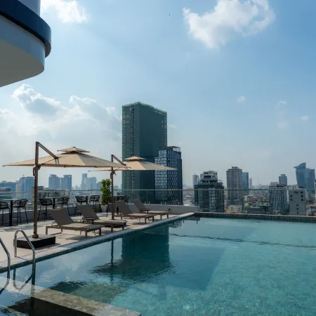 Champs Elysees Hotel & Suites