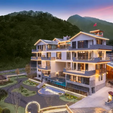 Dingshang Xianju | A Modern Wabi-Sabi-Inspired Guesthouse