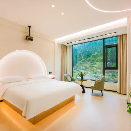 Yunqi Cottage · Huangguoshu