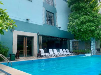 Thapae Place Hotel