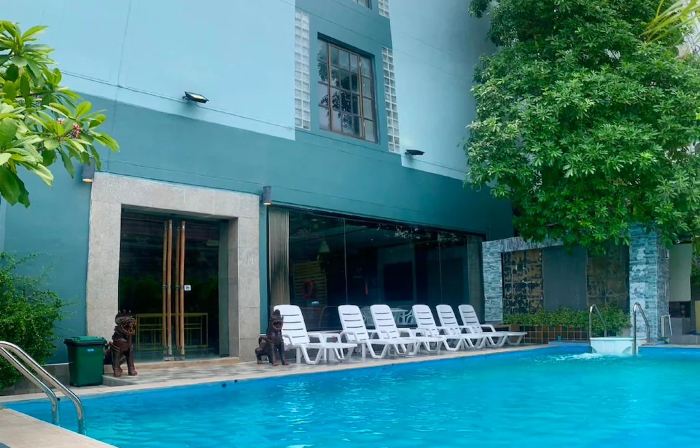 Thapae Place Hotel