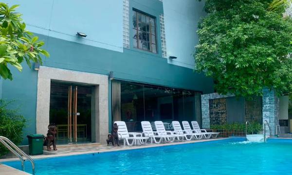 Thapae Place Hotel
