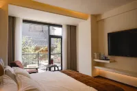 Yunyin · Qishe | Luxe · Garden CultureHub Boutique Stay (Pu'er Simao District) - Balkoner