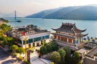 Baimei Hotel Fengjie Yimen Impression Store