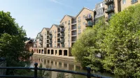 Riverside House - balcony