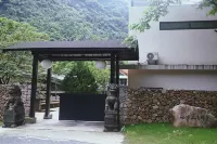 Mystic Realm · Sanqing Retreat