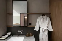 Jiuzhou Jindu Hotel