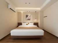 Haixu · Sail Sunrise Scenic Apartment (Island Ring Road Huangcuo Beach) Hotels near Huangcuo Bathing Spot