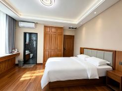 Yining Mo etc. Homestay (Yining Airport)