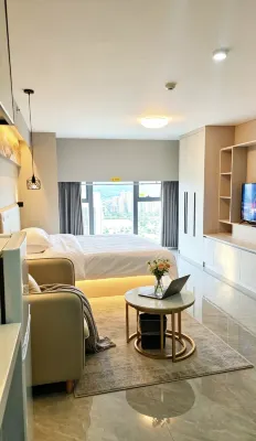 QYU chain·SUNLIGHT apartment（YGCSDZX branch）