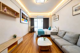 E-Yunxi Homestay (Zhengzhou Henan University of Technology Subway Station)