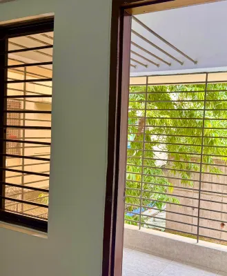 Chinese Hotel-Mango Tree