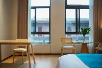 Jinzhai Hongri Hotel - parking