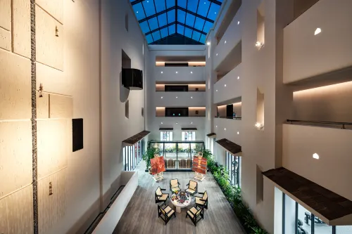 Lian LIAN HOTEL Hotel (Shangri-La Ancient City) - New