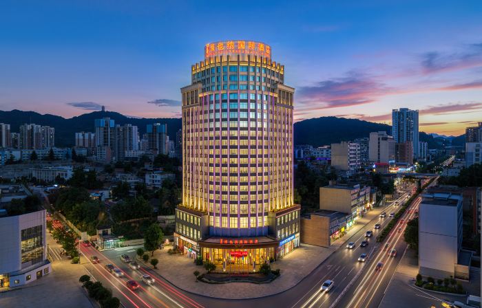 Vienna International Hotel (Xishui Xiwangcheng Times Plaza)