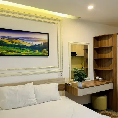 Thien Khanh Hotel and Apartments Hotels near Tu Hung Stone Arts