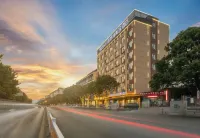 Yeste Meitu Hotel (Guigang Shenghuo Port High-Speed Railway Station) Hotels in Guigang
