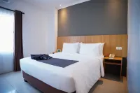 Horison Inn Artha Kencana Makassar Hotel - parking