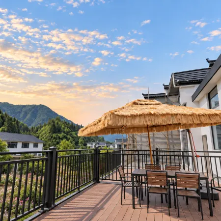 Riverside Minyuan · Serenity Xishanju Mountain Lodge (Guniujiang Scenic Area)