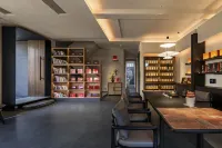 Wuyi Xishi Tea-themed Stay - Bar
