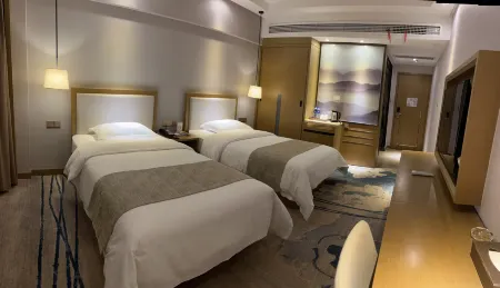 Yinhe Hotel