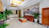 Yue Hotel (Lu Liang Tongle Plaza)