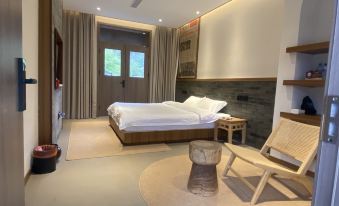 Huoshan Moon Bay Writer Village Homestay