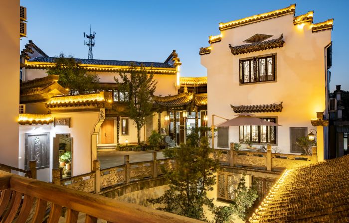 Floral Lux Hotel · Shexian Ji Rong Shan Guan Culture Theme Hotel