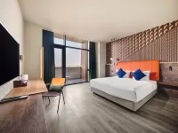 Shanghai Maison New Century Hotel Hotels near Sheshan