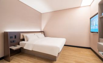 HanTing Hotel (Jiaodong International Airport Jiaodong Subway Station)