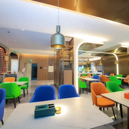 Heshun Light Luxury Art Hotel