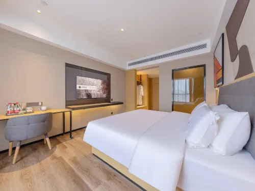 Chonpines Hotel· Yunfu Xinxing Juncheng Square Store - Desayuno