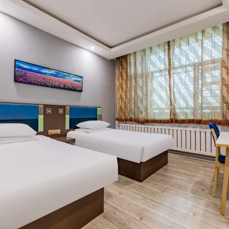 Hengxin Business Hotel (Bayannur Taoci Street)