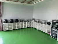 Fengshun Business Hotel Hotels in Suixi