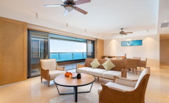 Rongchuang Riyue Bay perfect holiday surfing Sea View Apartment