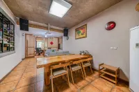 Yunshang Grassland·There is a house in Anji Grand Canyon Scenic Private Soup Holiday Meishu Hôtels à : Anji