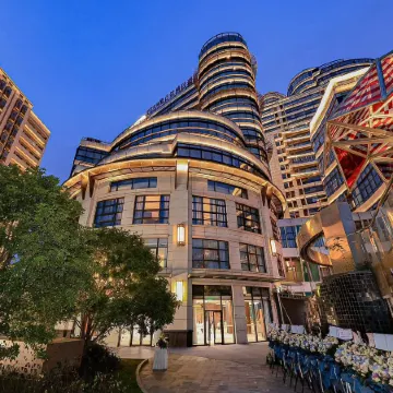Aqua Suhe NO.1 Hotel(Shanghai Jingan) Отели рядом с достопримечательностью «Железнодорожный вокзал Шанхая»