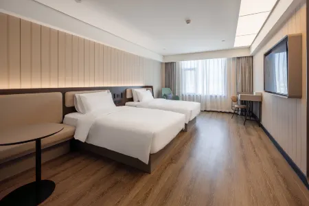 HanTing Hotel (Akesu Airport) Отели рядом с достопримечательностью «Xinjiang Institute of Technology»