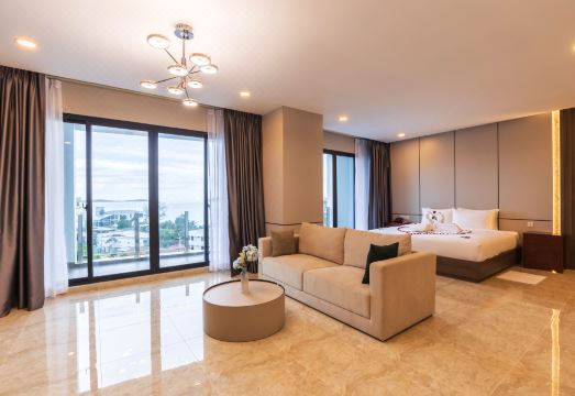 오트레스 비치 호텔