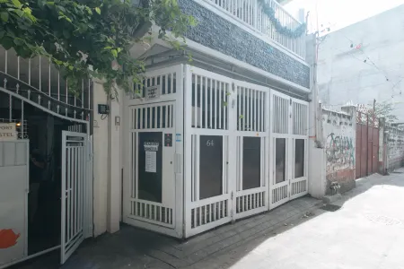 Nearest Hostel Pasay City by RedDoorz