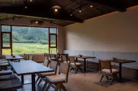 Villafound Shangri-La Womasto Resort - Sea View