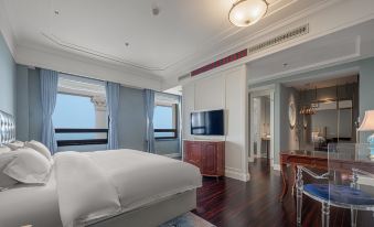 Dalian BAMBOO Hotel (Donggang Venice Water City)