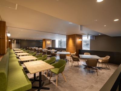 レストラン アートホテル成田の写真