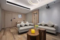 Me Young Me House Hotel (Xiangyin Changling Store)
