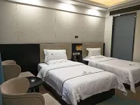 Moyu Huayang International Hotel - parkir
