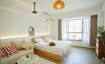 Moon Muxu B&B (Dalian Zhongshan Square)