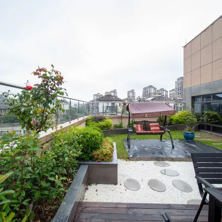 GEM Hotel (Chizhou High-speed Railway Station)