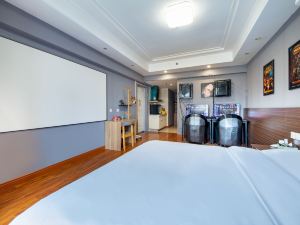 Yijie E-sports Apartment Hotel